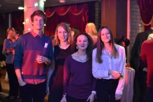 561941_630797246961350_1018207264_n