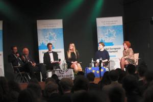 11224163_914587888629036_2362852504149300357_n